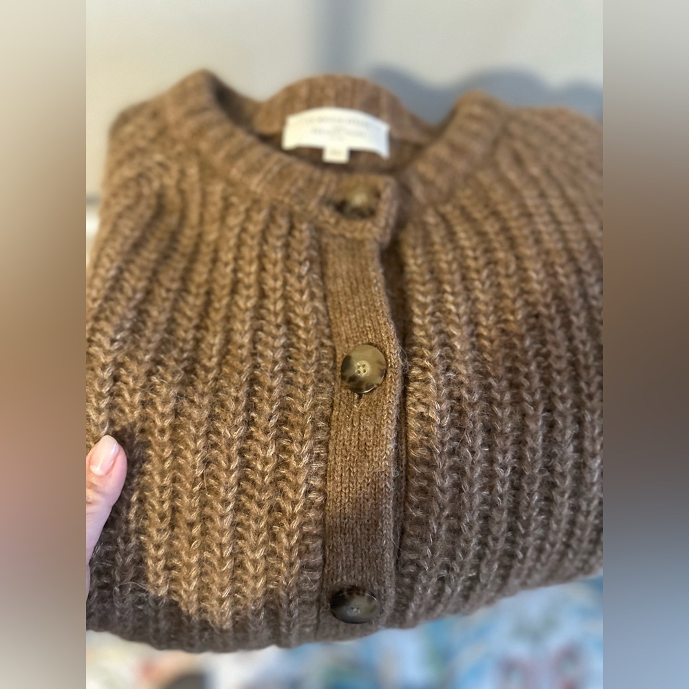 Sezane Emile Cardigan Mottled Camel Size XL 

Excellent used condition